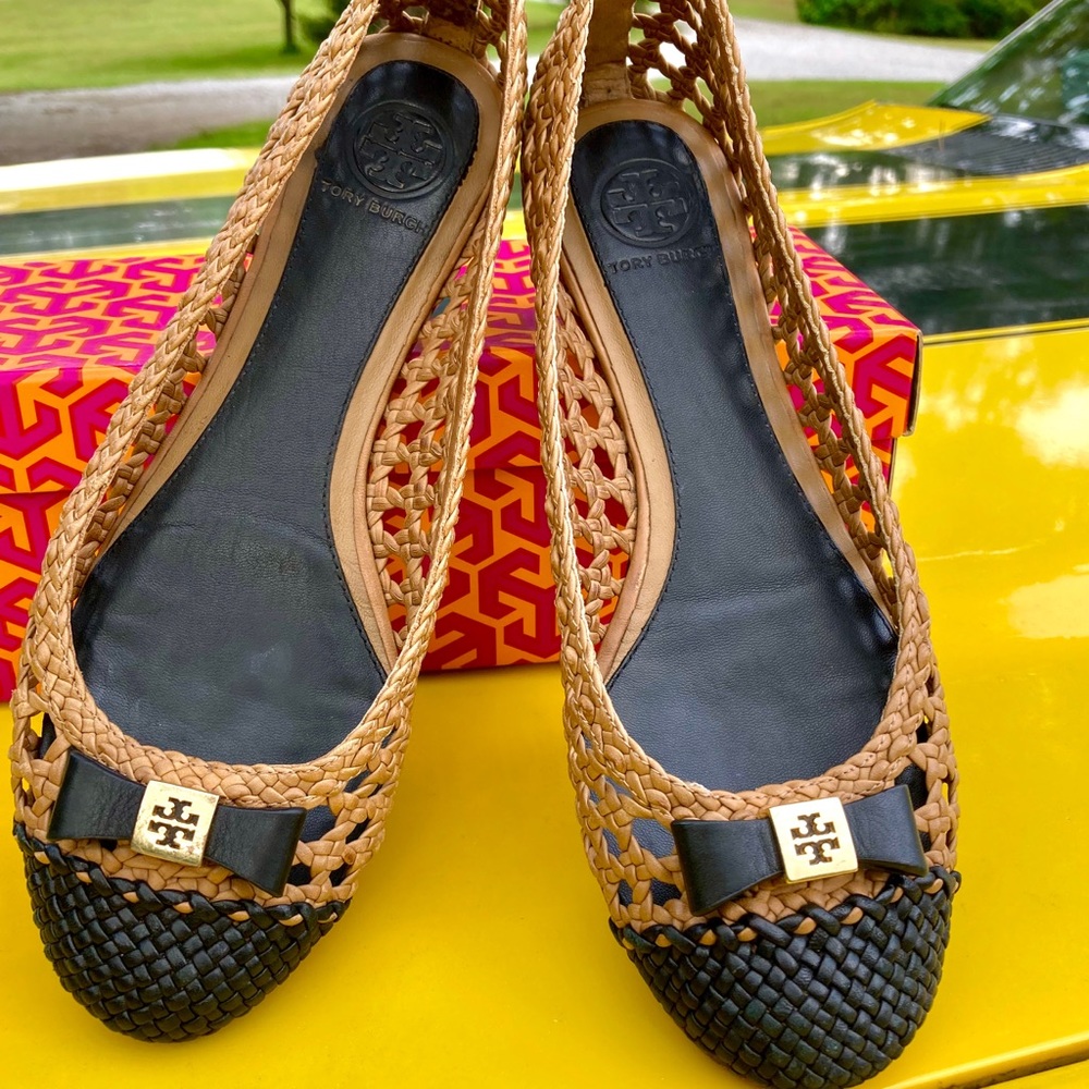 SOLD Tory Burch Carlyle Cap Toe Flat - Picture 1 of 10
